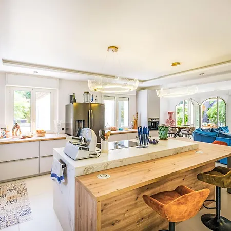 La Vie La 2 By Interhome *